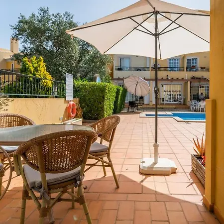 Duplex 2 Bed Flat Private Bbq At Encosta Das Oliveiras Apartment *